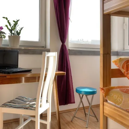 Hostel 54-3