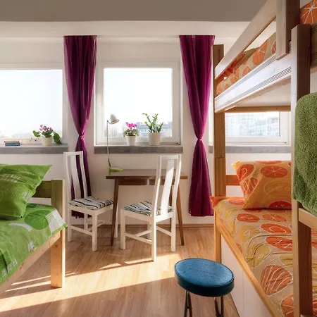 Hostel 54-2