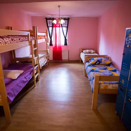 Hostel 54-3